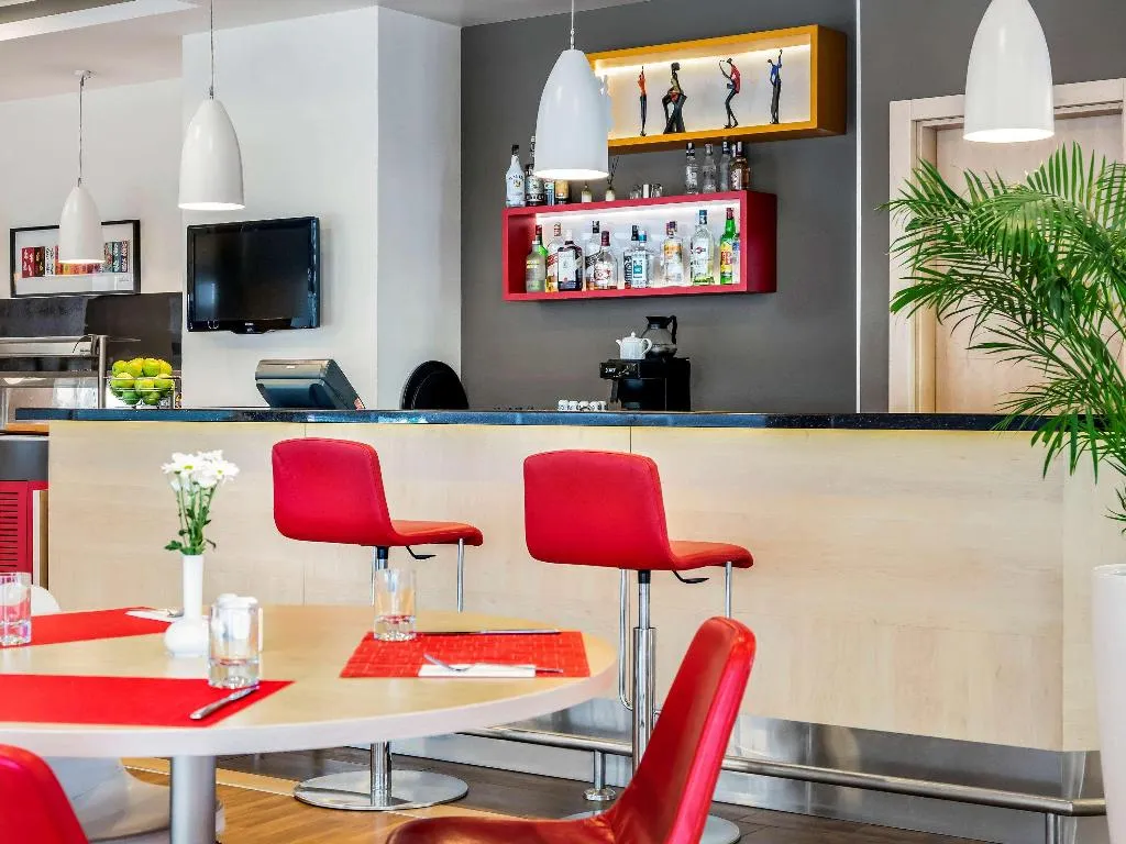 Bar, ibis Izmir Alsancak, Izmir