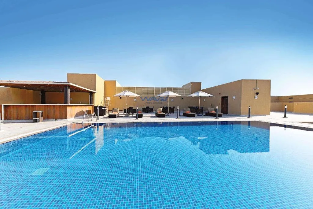 Pool, Asma Hotel, Dubai