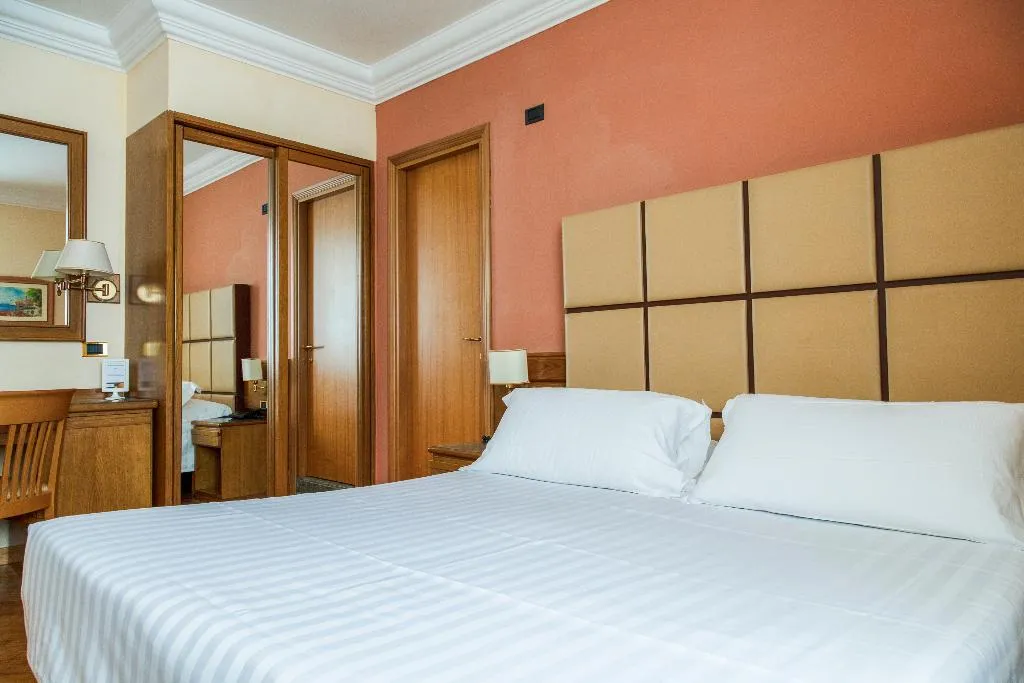 DOUBLE STANDARD Room, Giolli Nazionale, Rome