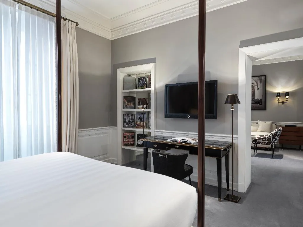 SUITE STANDARD Room, J.K. Place Roma - The Leading Hotels o/t World, Rome