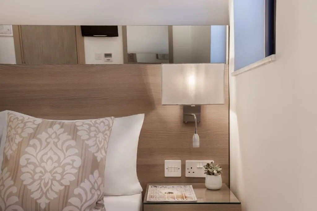 SINGLE INNER Room, Plaza Hotels, Malta