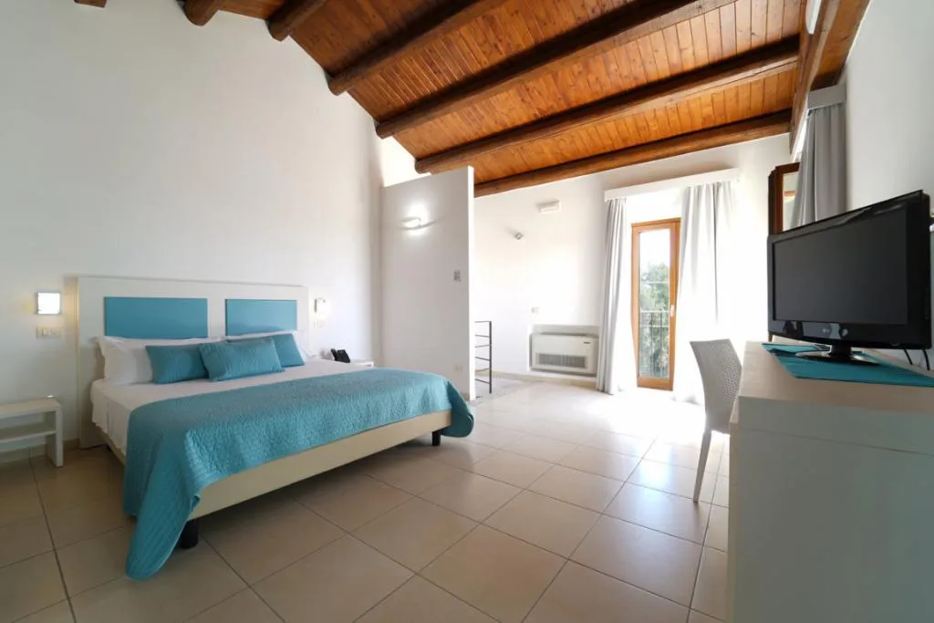 JUNIOR SUITE SUPERIOR Room, Life Hotels Kalaonda Resort, Catania