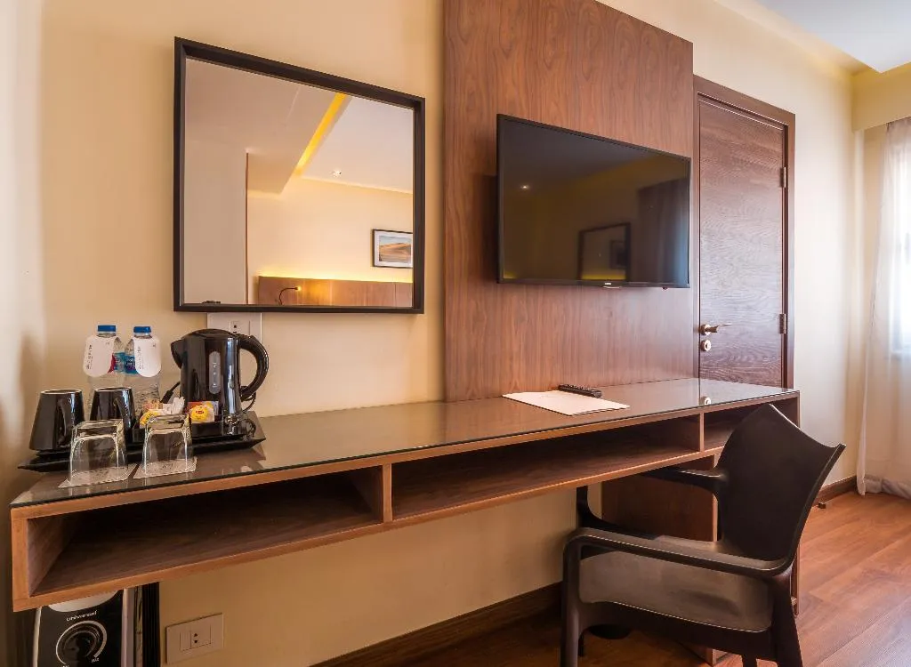 DOUBLE DELUXE Room, The President Hotel Cairo, Cairo