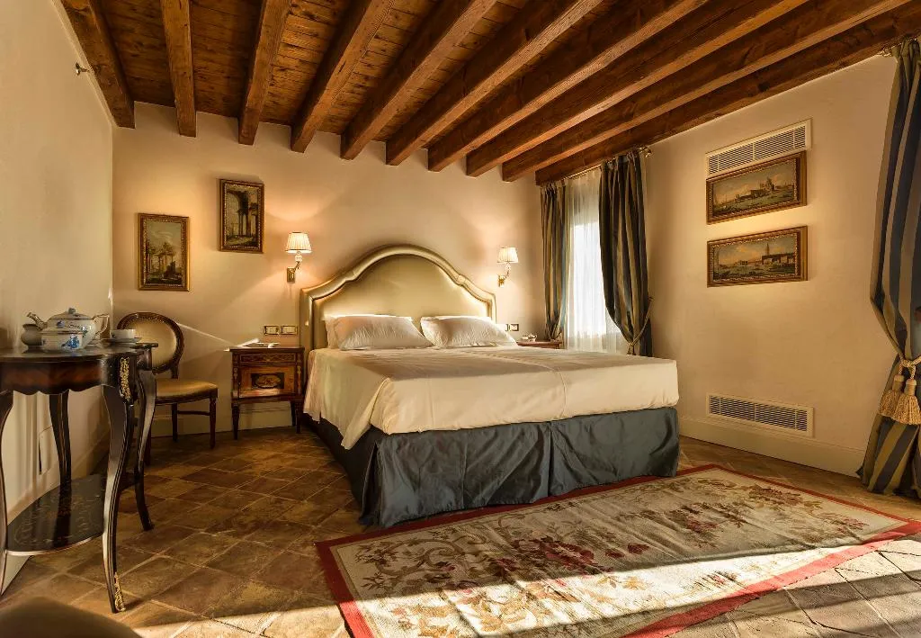 Room, Hotel Villa Barbarich, Venice