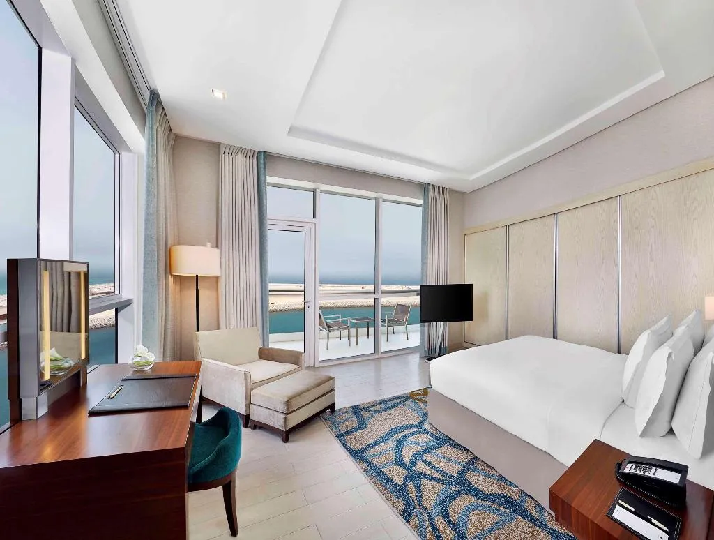 SUITE THREE BEDROOMS Room, DoubleTree by Hilton Dubai, Jumeirah Beach, Dubai