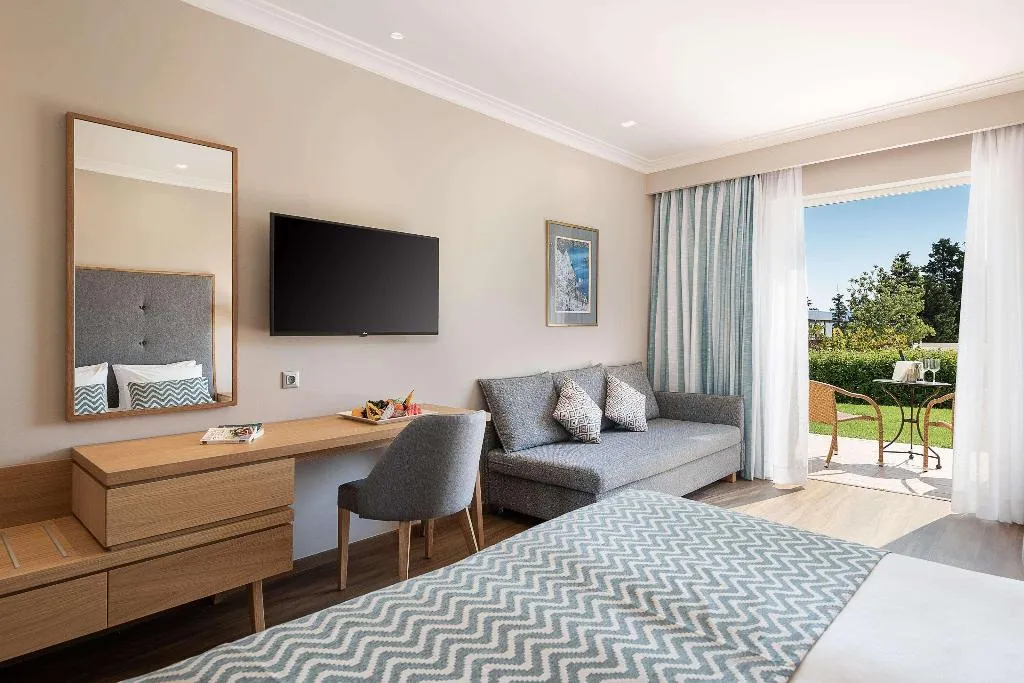 Room, Pilot Beach Resort, Crete