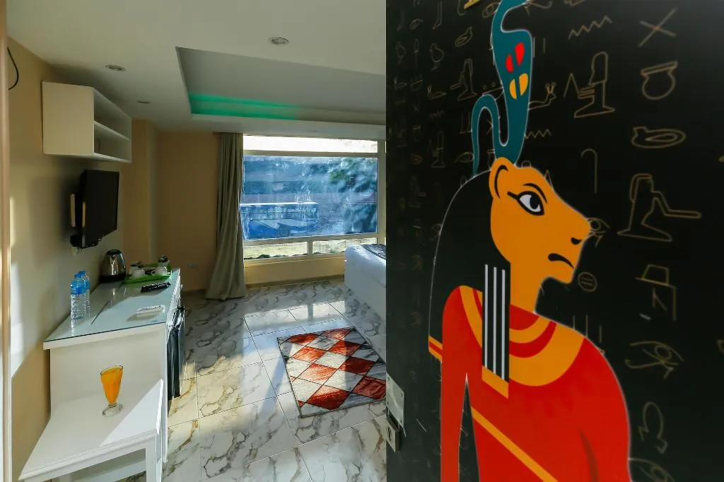 Room, Turquoise Pyramids Hotel, Cairo
