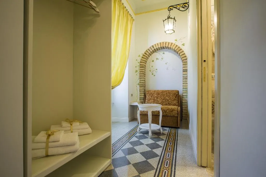 Room, Trastevere Royal Suite, Rome
