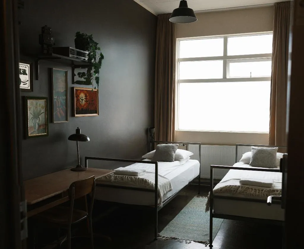 TWIN WITH SHARED BATHROOM Room, Kex Hostel, Reykjavik