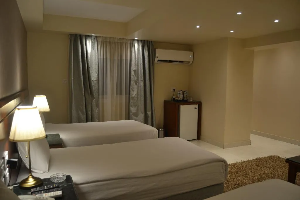 TRIPLE DELUXE Room, Omar El Khayam Al Minya Hotel Luxury Accommodation, Cairo