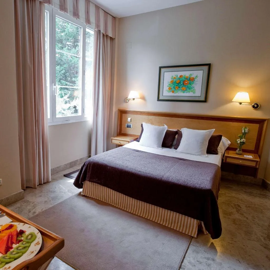 Room, VP Jardin de Tres Cantos, Madrid