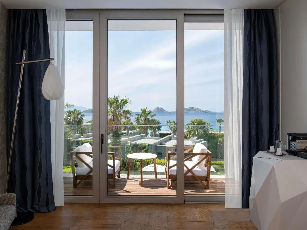 DOUBLE SEA VIEW Room, Swissôtel Resort Bodrum Beach, Bodrum