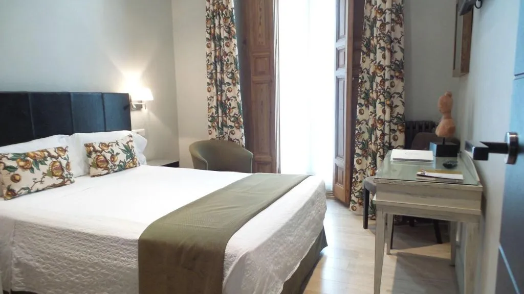 DOUBLE STANDARD Room, Hotel Moderno, Madrid