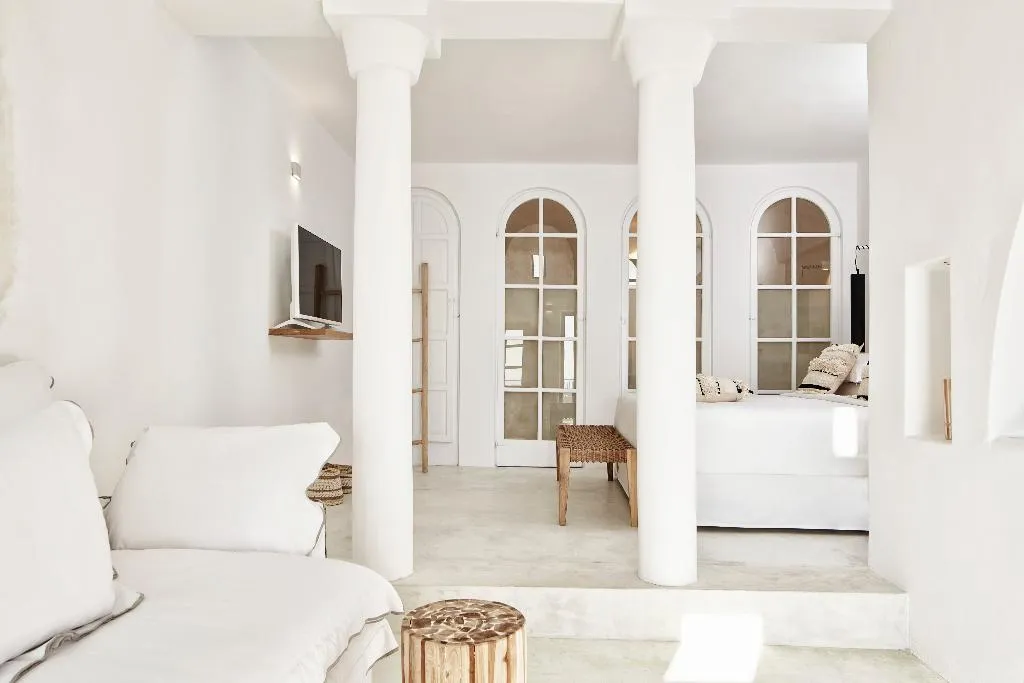 SUITE DELUXE Room, Heavens Edge by Mr and Mrs White, Santorini