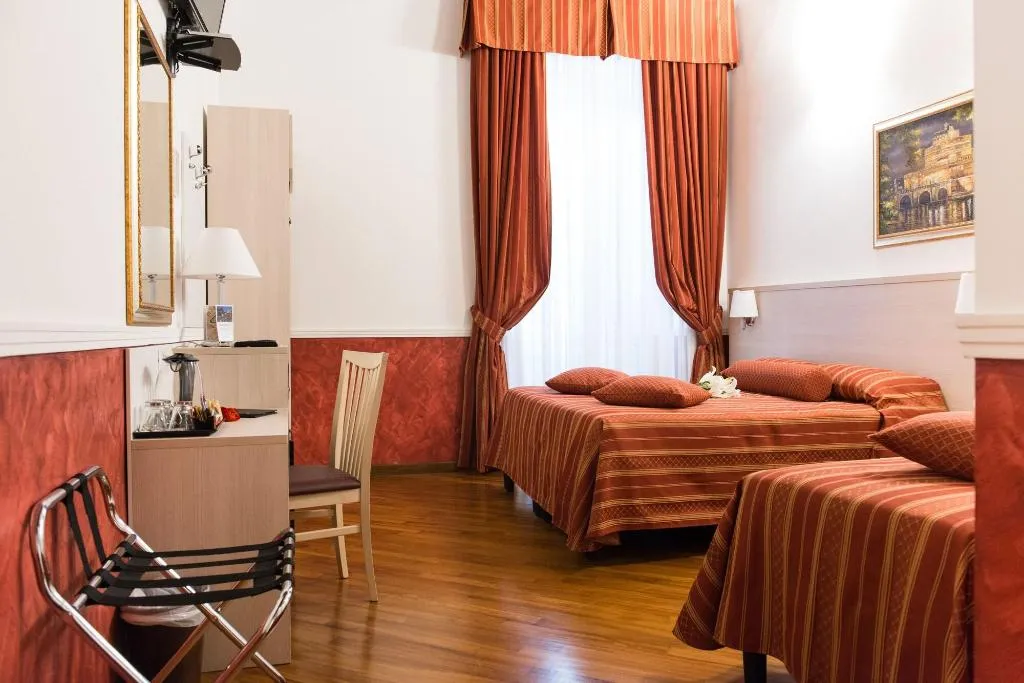 Room, Domus Capilupi, Rome