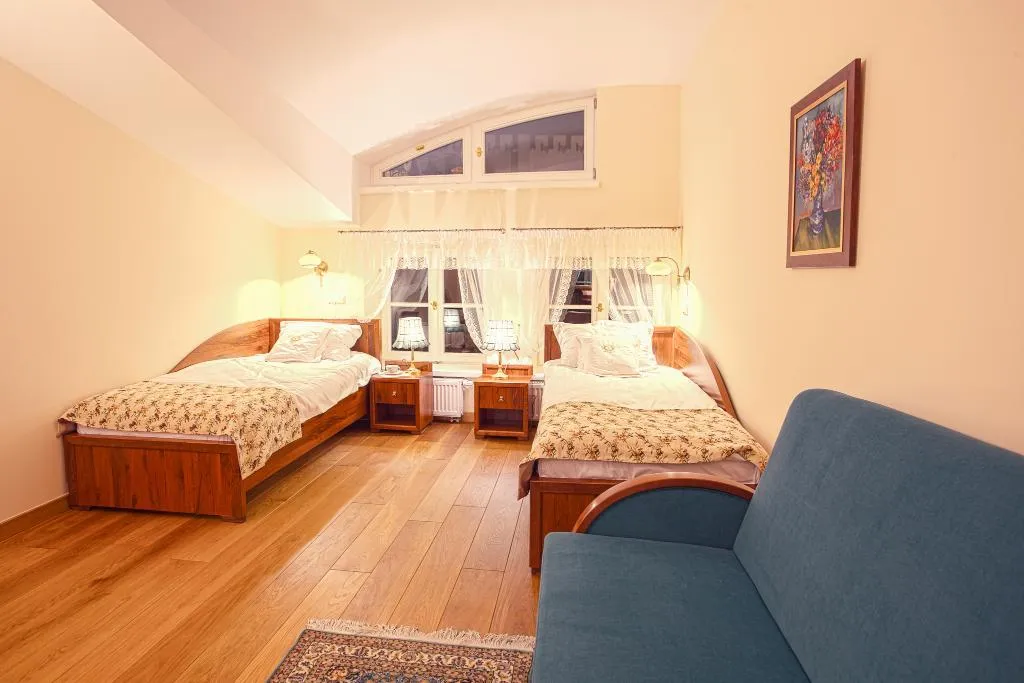 TRIPLE STANDARD Room, Aparthotel Grodzka 21, Krakow