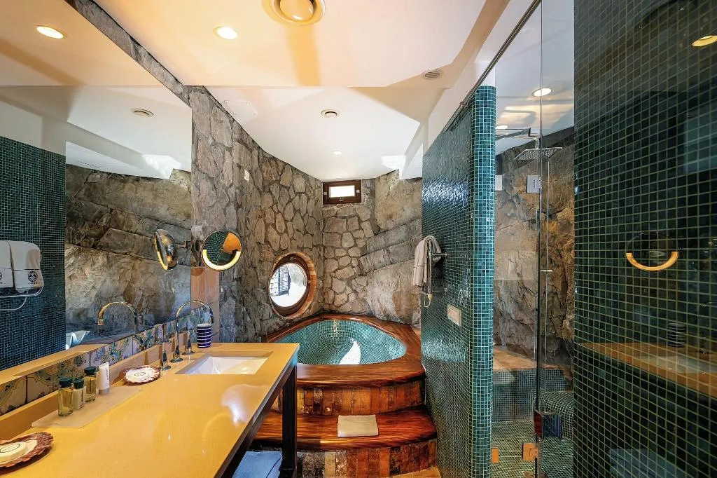 Room, Capo La Gala Hotel & Wellness, Naples