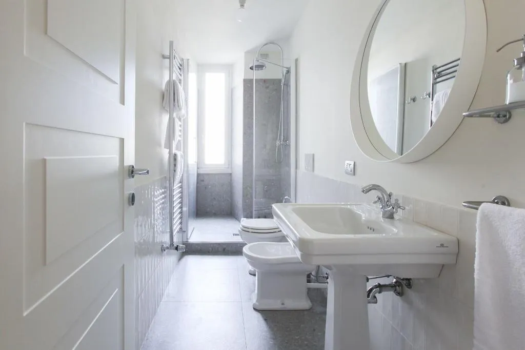 Room, Cà Bèla - Vitruvio, Milan