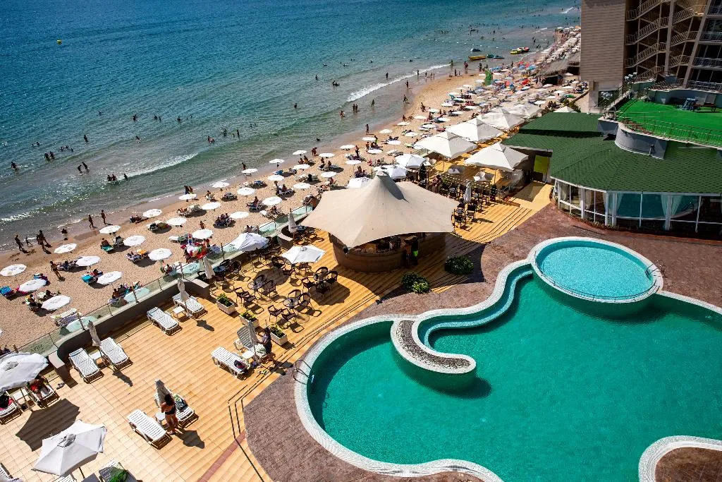 Pool, MPM Arsena, Bourgas