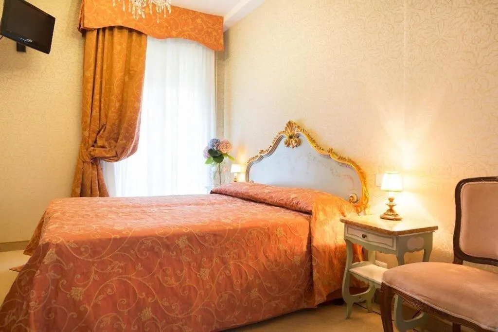 DOUBLE STANDARD Room, Hotel Rigel, Venice
