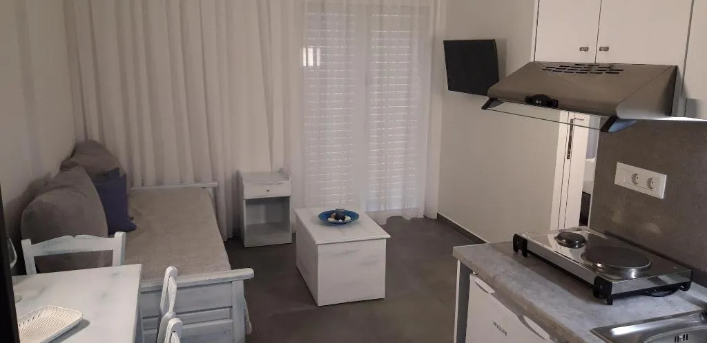 Room, Niriides Hotel, Crete