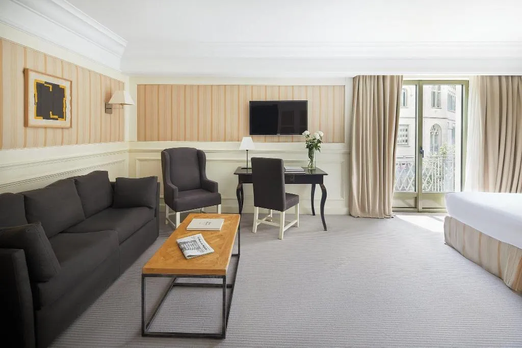 FAMILY ROOM KING SIZE BED Room, Majestic Hotel & Spa Barcelona, Barcelona