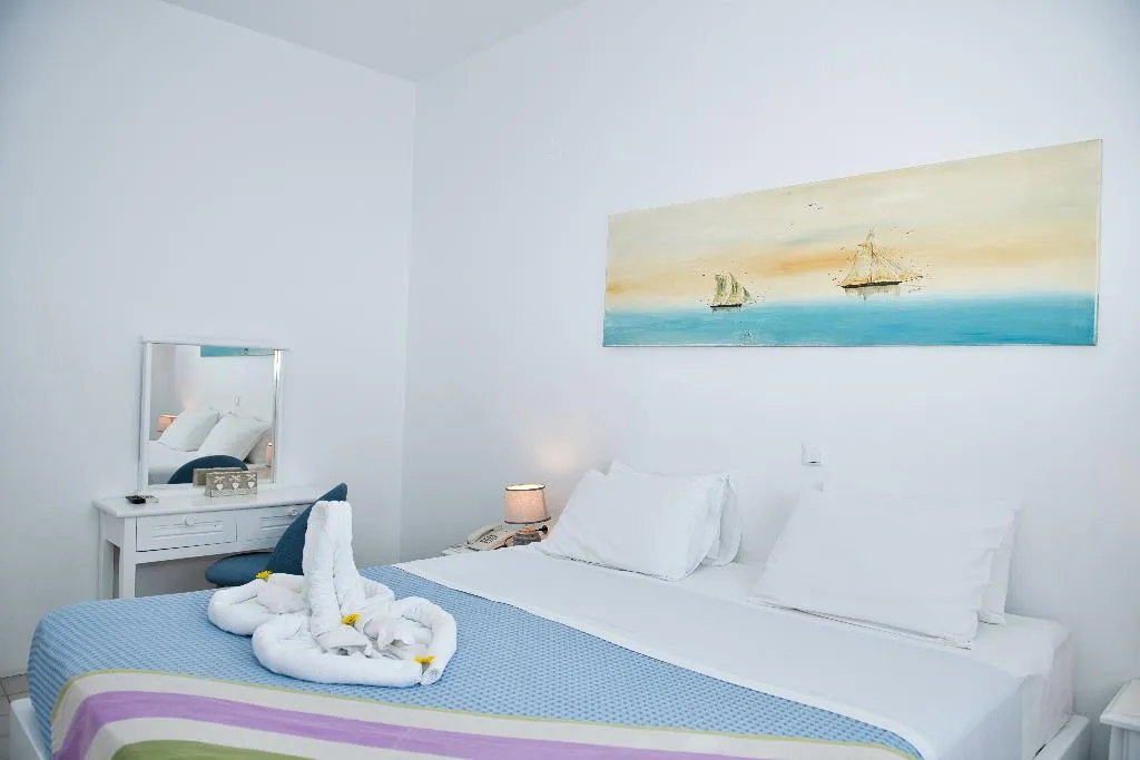 Double or Twin SUPERIOR Room, The Last Sunbeam, Santorini