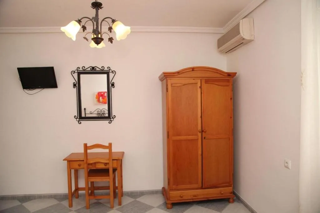 Room, Hostal Avenida, Andalucia