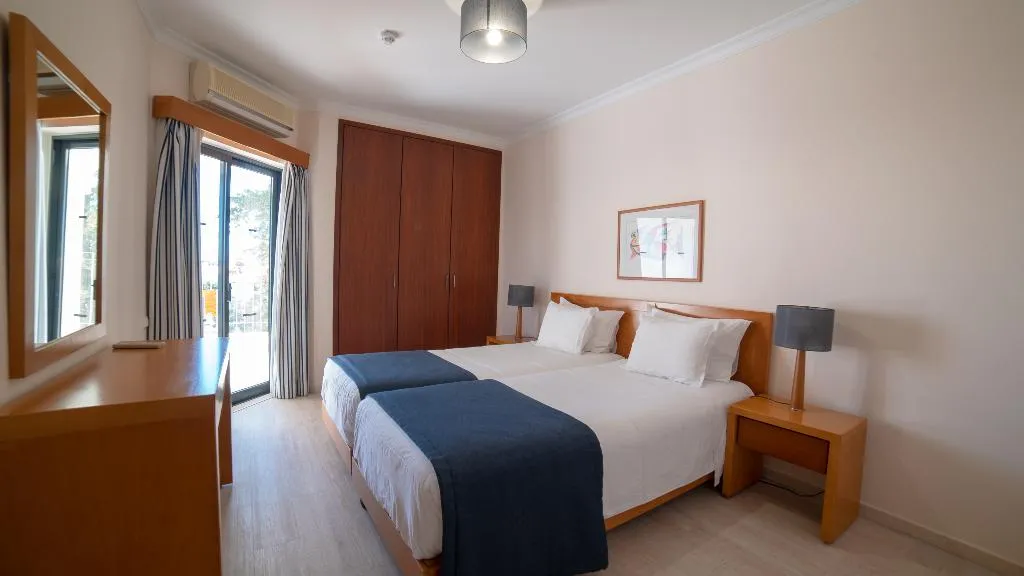 APARTMENT SUPERIOR ONE BEDROOM Room, Vila Petra, Algarve