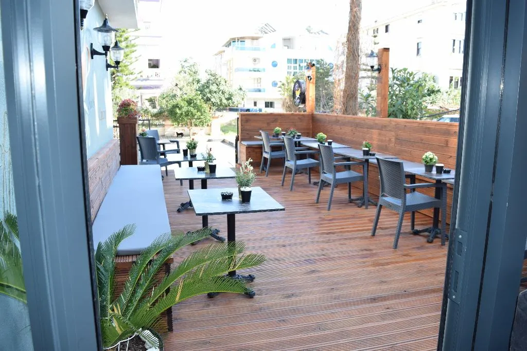 Terrace, Güden Pearl Apart Hotel, Antalya