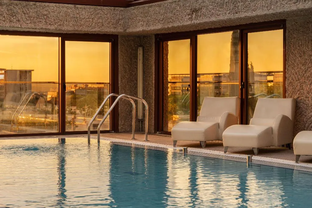 Pool, Hilton Madrid Airport, Madrid