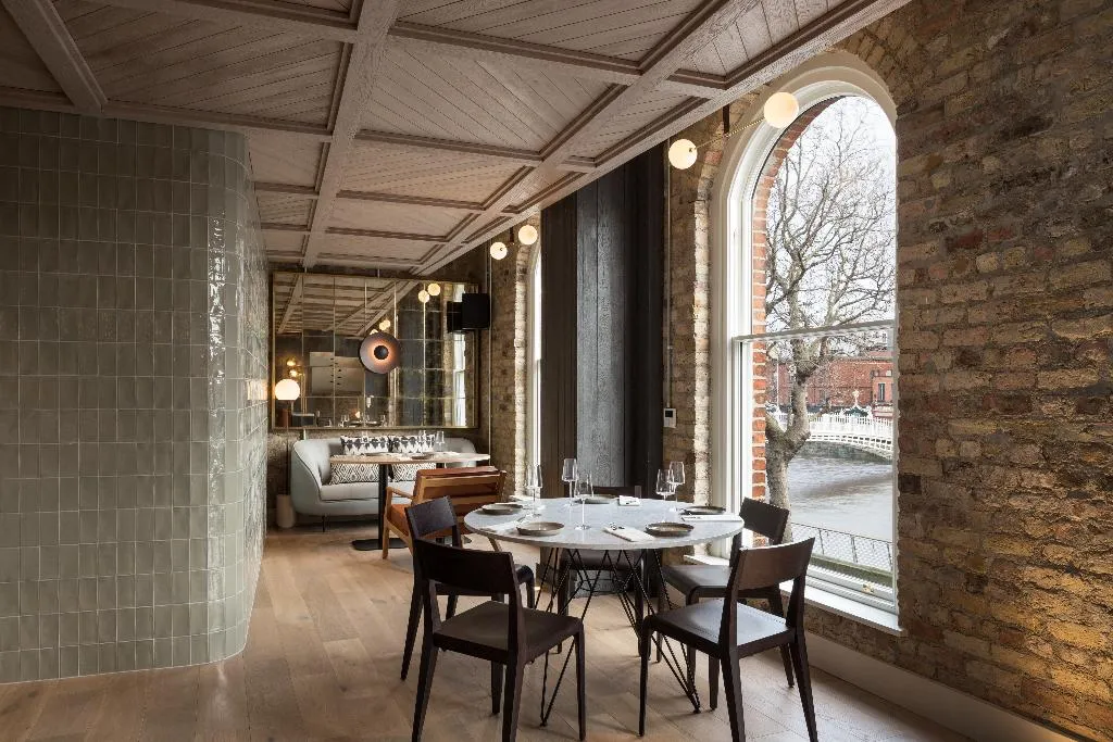 Restaurant, Zanzibar Locke, Ha'Penny Bridge, Dublin
