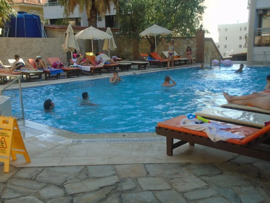 Pool, Esat Otel Kusadasi, Izmir