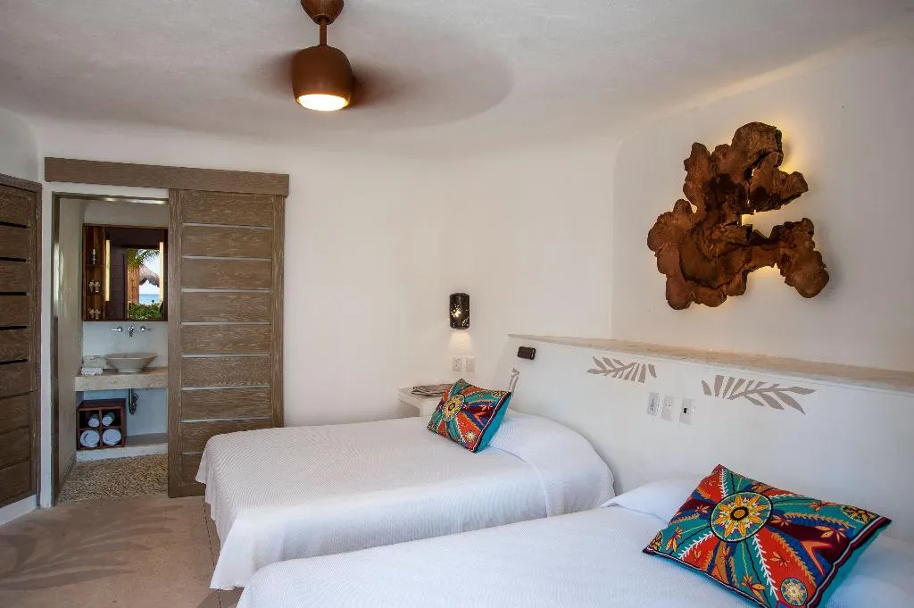 DOUBLE OCEAN VIEW TWO DOUBLE BEDS Room, Mahekal Beach Resort & Spa, Playa Del Carmen