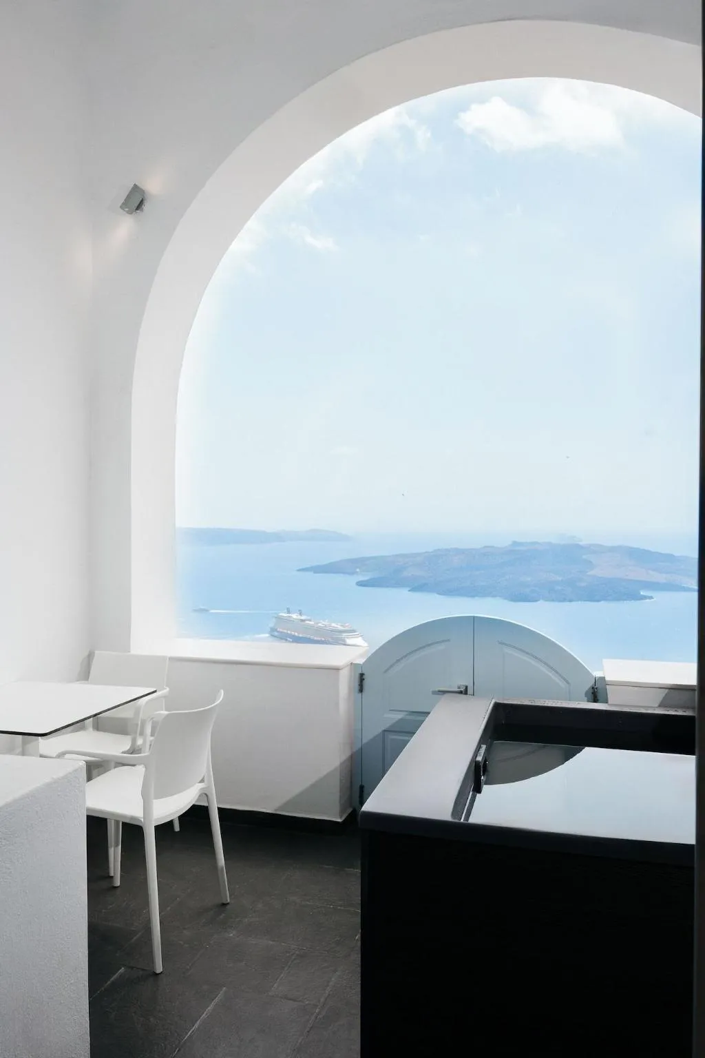 Room, Kastro Suites, Santorini
