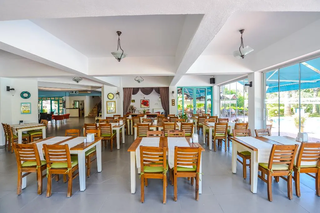 Restaurant, Rebin Beach, Dalaman