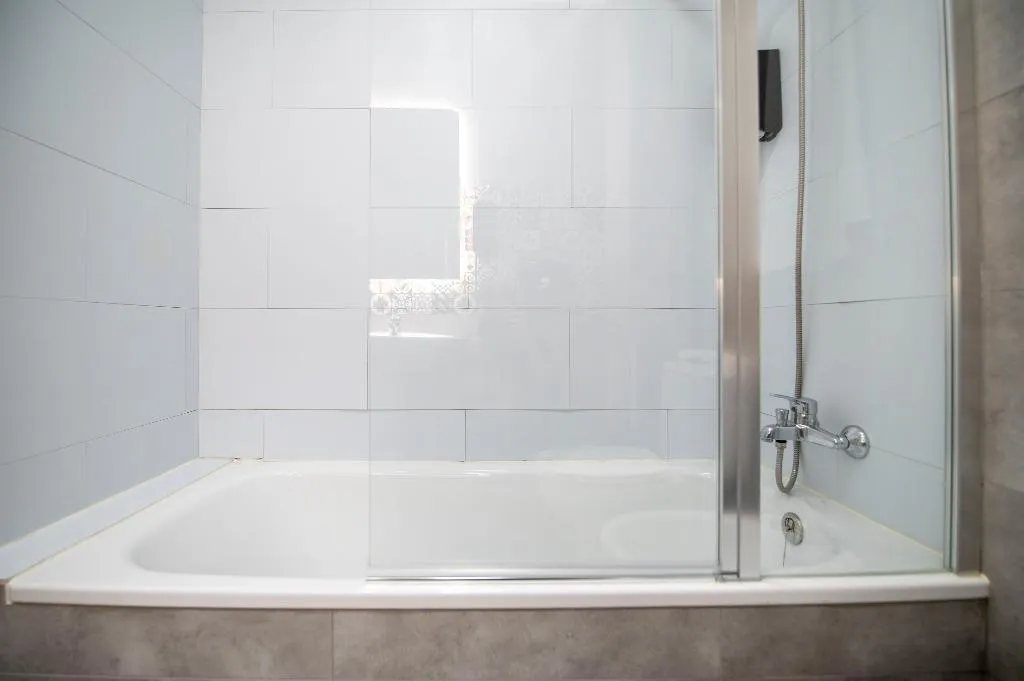 Double or Twin BASIC Room, Hotel Manzanito, Andalucia