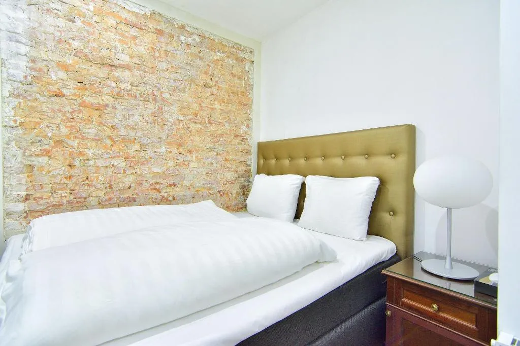 Room, Hotel La Belle Vue, Amsterdam