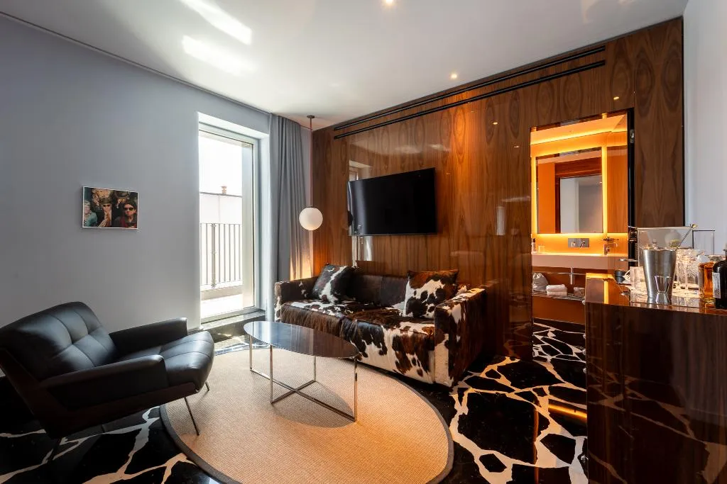 JUNIOR SUITE CLASSIC Room, Hotel Calimala Milano, Milan