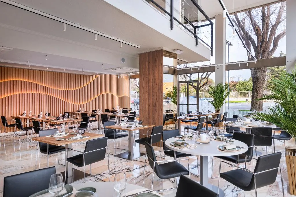 Restaurant, Salles Hotel Ciutat del Prat Barcelona Airport, Barcelona