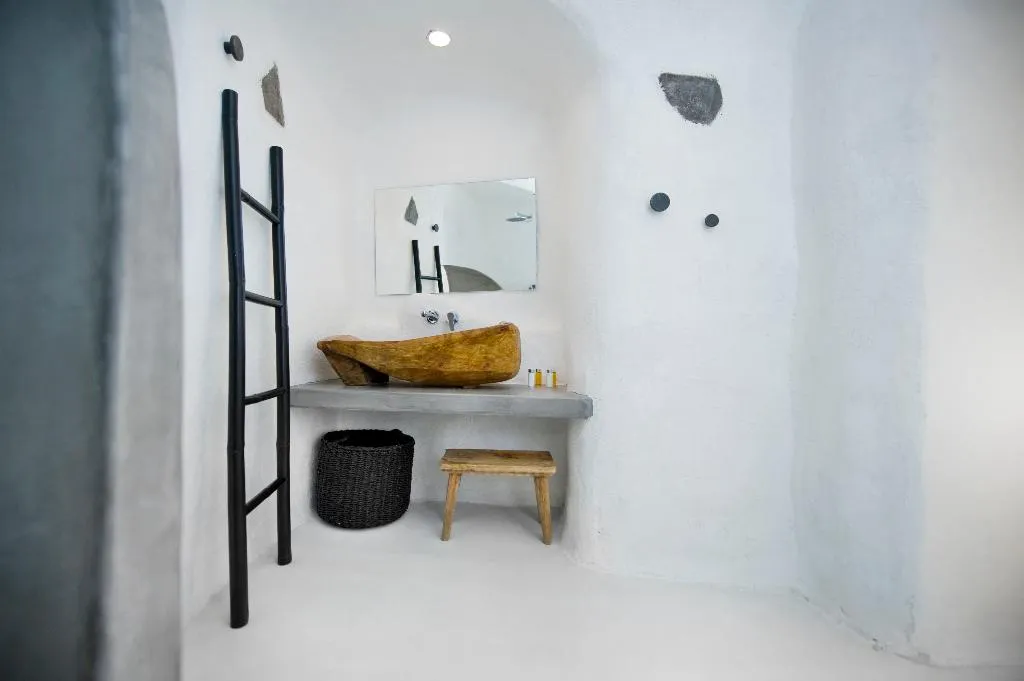 SUITE STANDARD Room, Sophia Luxury Suites, Santorini