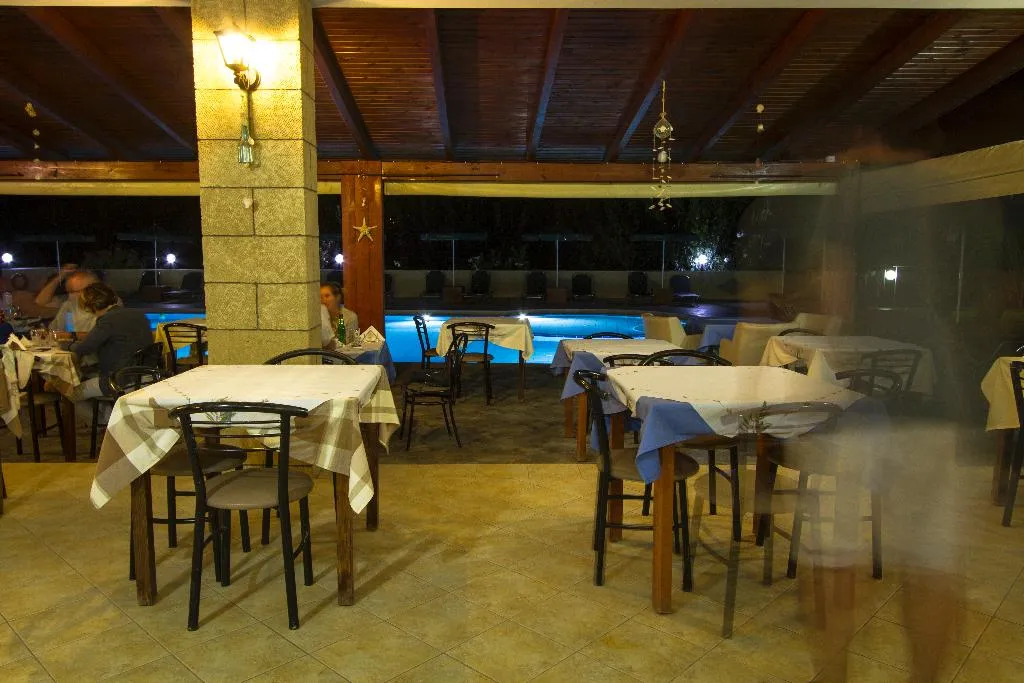 Restaurant, Mediterranean Hotel and Apartments, Crete