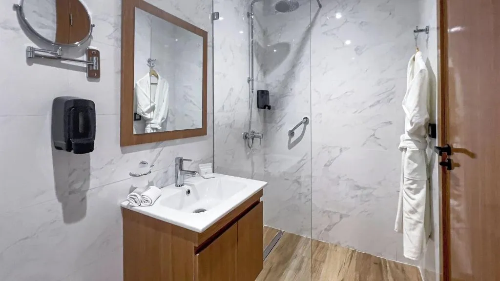Room, Kyriad Prestige City Center Tunis, Tunisia