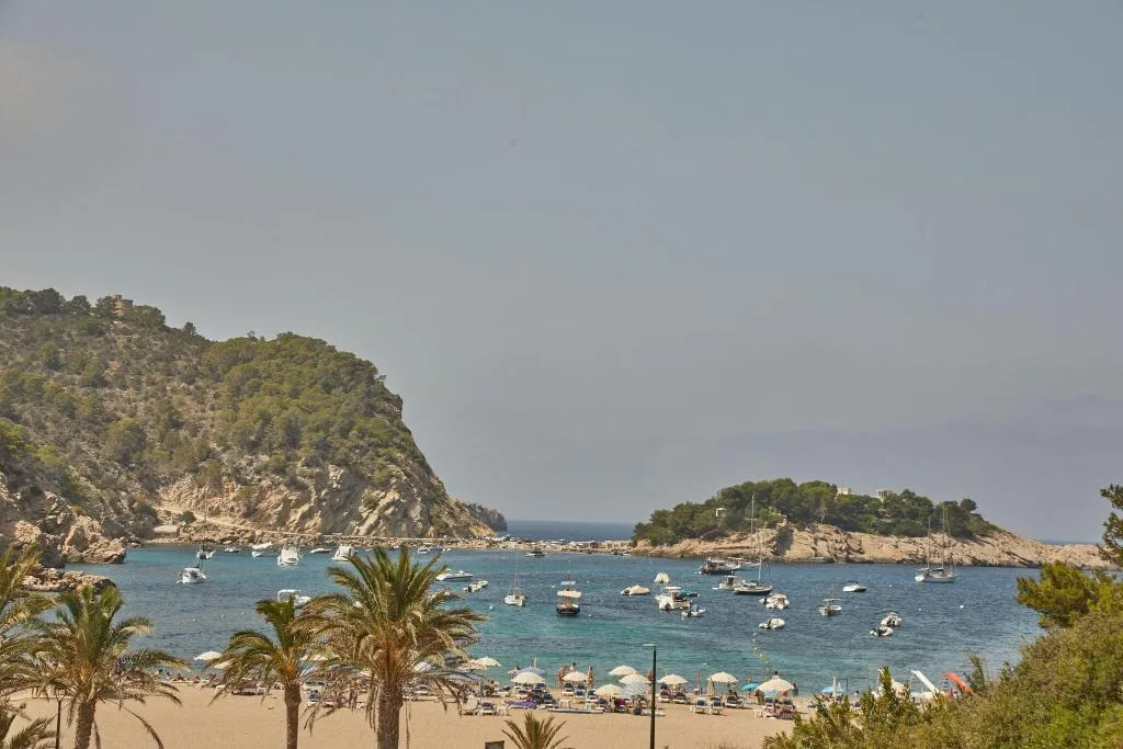 Room, Cala San Miguel Ibiza Res, Curio Colllec by Hilton, Ibiza