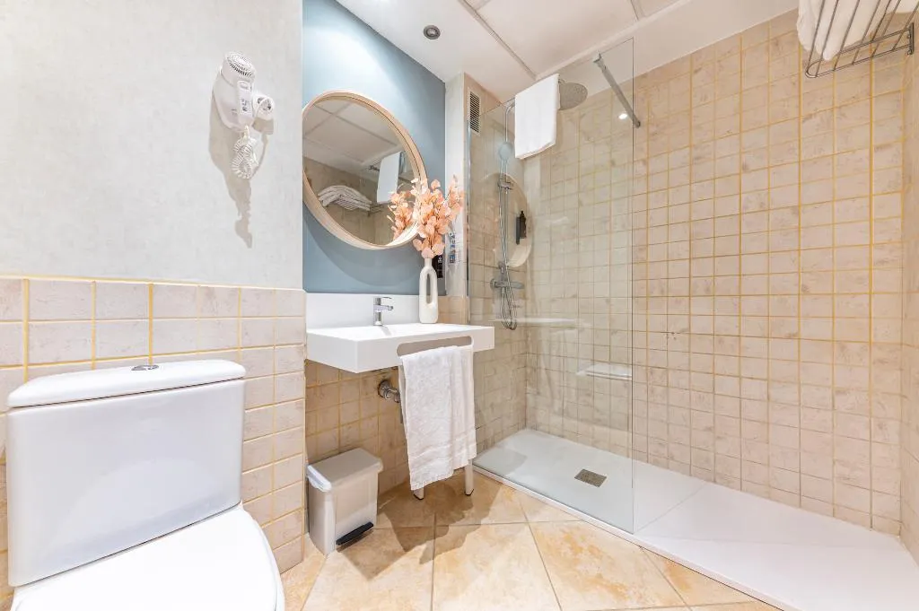 TRIPLE STANDARD Room, Rober Palas, Costa Blanca