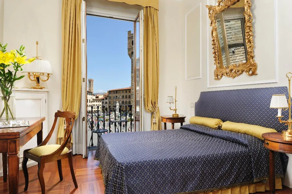 APARTMENT WITH VIEWS Room, Art and Luxury Apartment, Florence