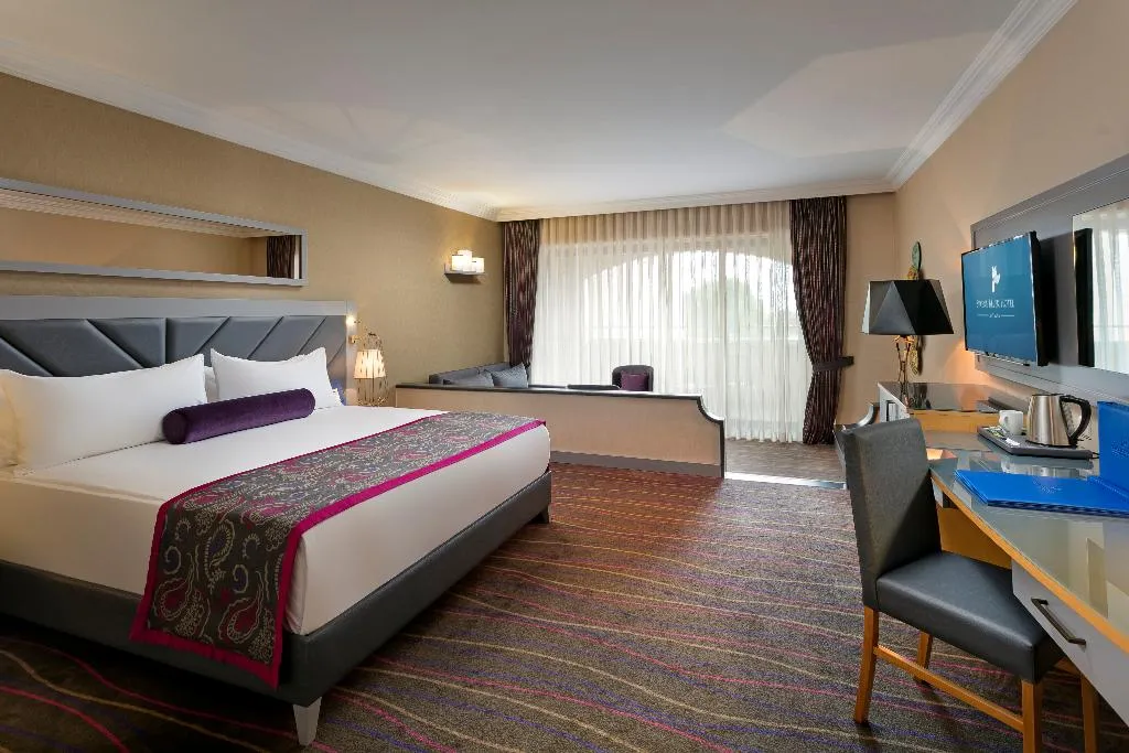 JUNIOR SUITE GARDEN VIEW Room, Sirene Belek Hotel, Antalya