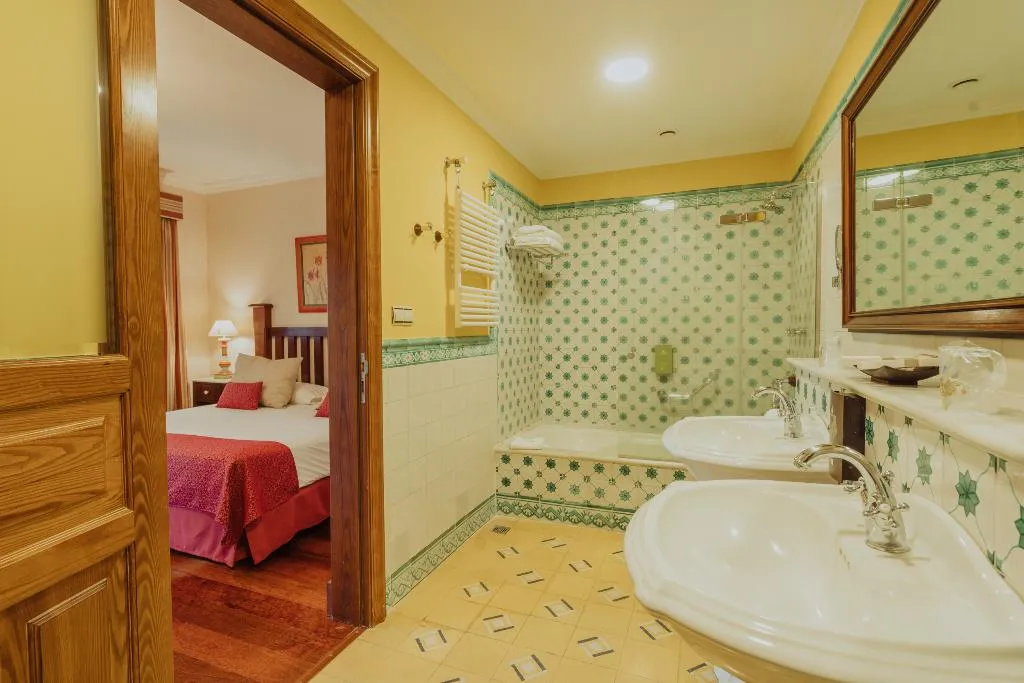 Double or Twin SUPERIOR MOUNTAIN VIEW Room, Spa Villalba, Tenerife
