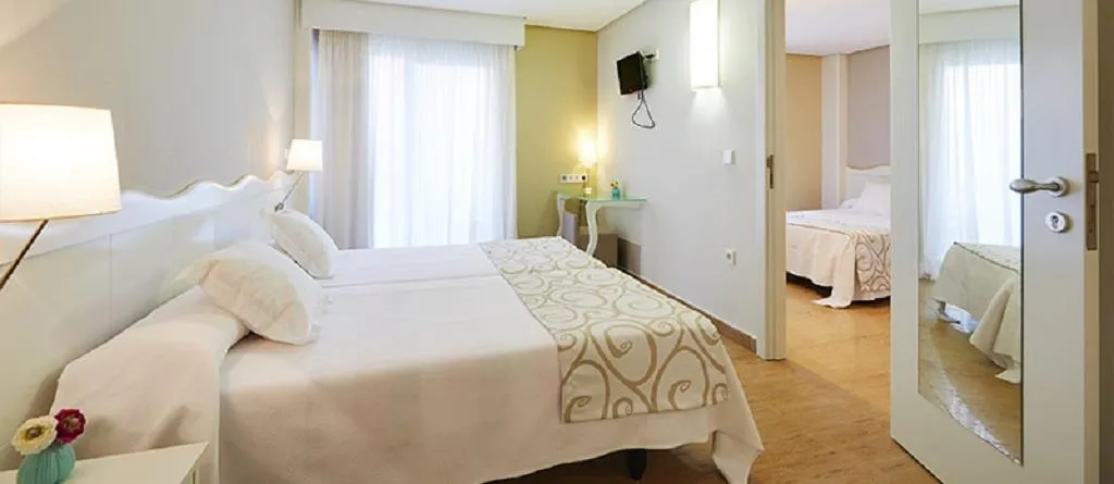 FAMILY ROOM STANDARD Room, Meridional, Costa Blanca