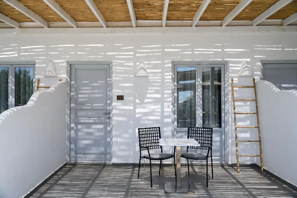 DOUBLE SUPERIOR Room, Impressive One, Santorini